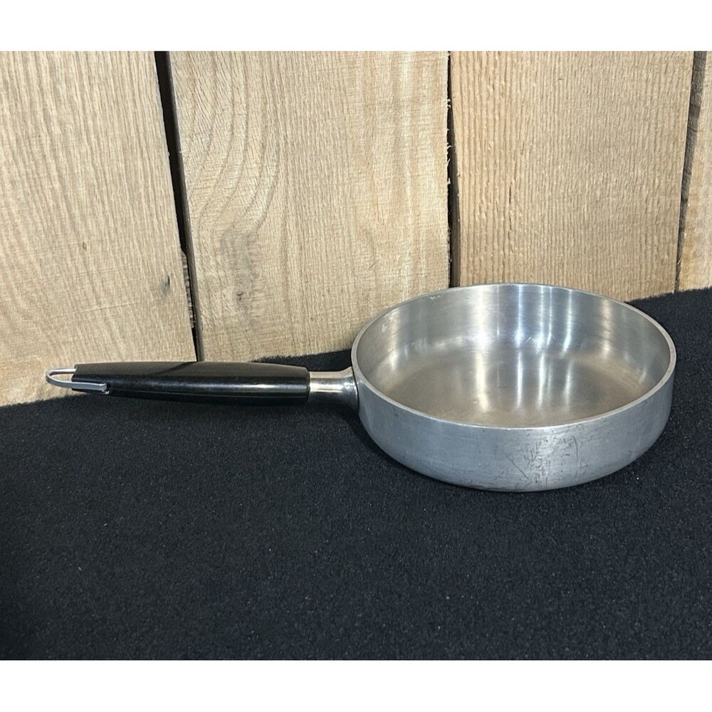 Vintage Wear-Ever Aluminum Stainless Inner Clad No. R-957-7" Skillet/Saute' Pan
